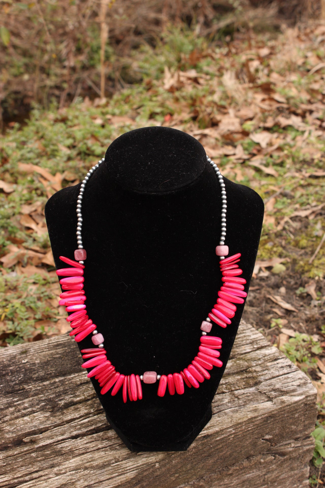 The Amarillo Amour Necklace